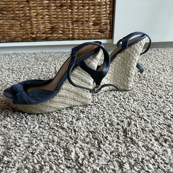 Francesca’s navy blue wedge heel - Picture 5 of 5
